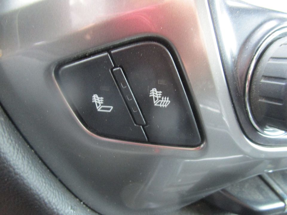 Chevrolet Silverado 1500 2018 - Image 18