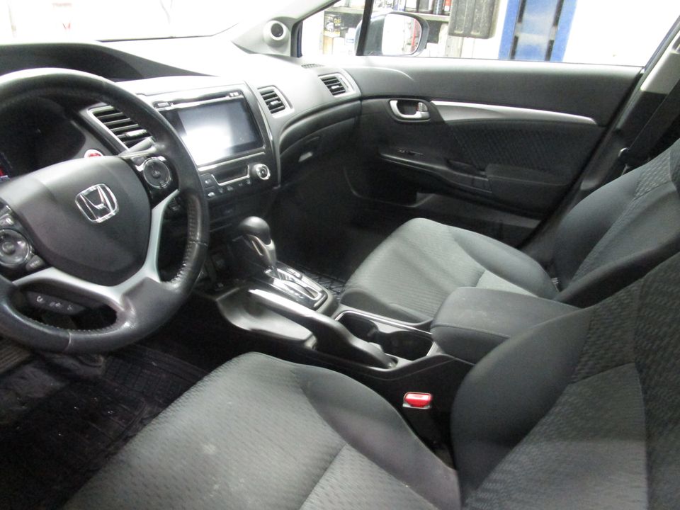 Honda Civic 2014 - Image 14