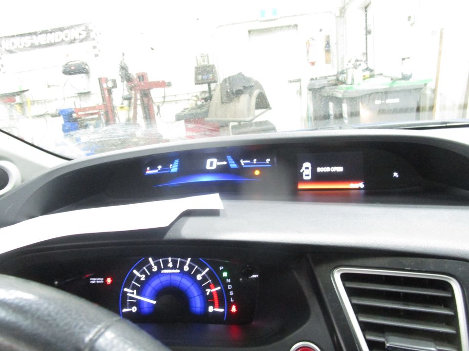 Honda Civic 2014 - Image 25